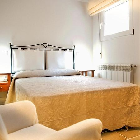 Apartamentos Individuales Con Piscina Galapagar Eksteriør bilde