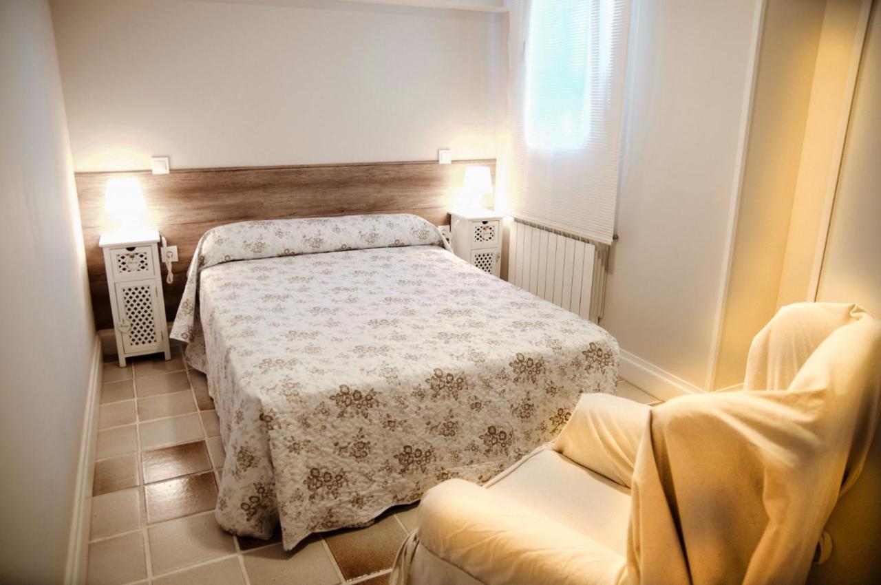 Apartamentos Individuales Con Piscina Galapagar Eksteriør bilde